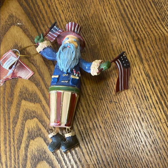 Festive Wooden Santa Ornaments Set - Picture 3 of 4